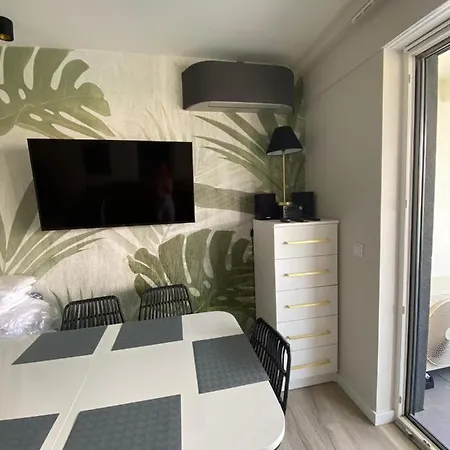 Piekny Apartament Przy Plazy Rewal Esterno foto