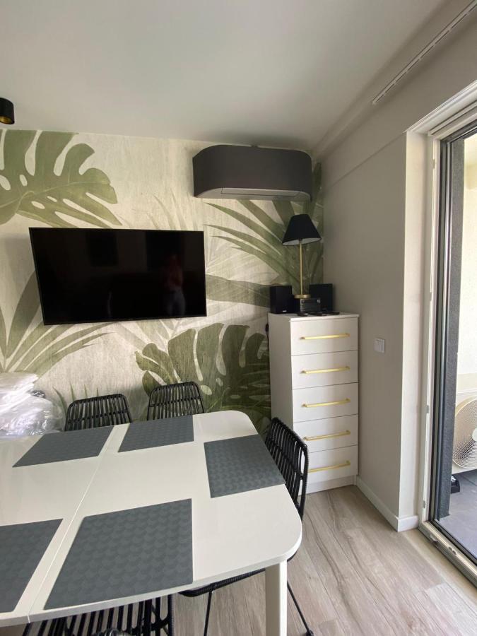 Piekny Przy Plazy Apartment Rewal